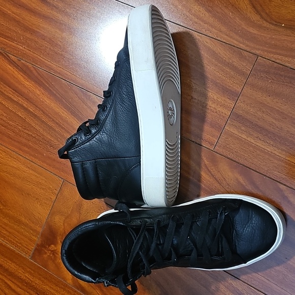 UGG Olli High Top Sneakers Women’s Size 8.5 Black Leather Casual Street Style - Picture 10 of 16